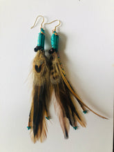 Load image into Gallery viewer, Turquoise and Wood Common Feather
